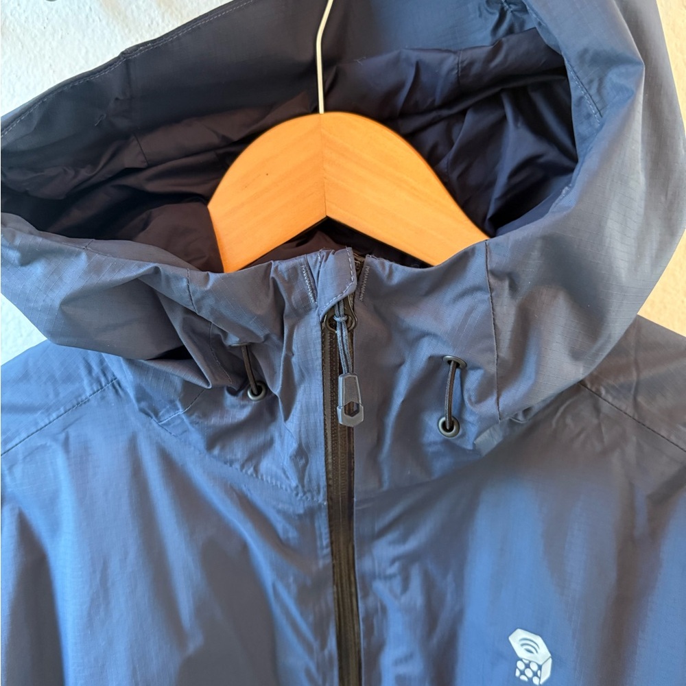 Mountain Hardware jacket - image 5